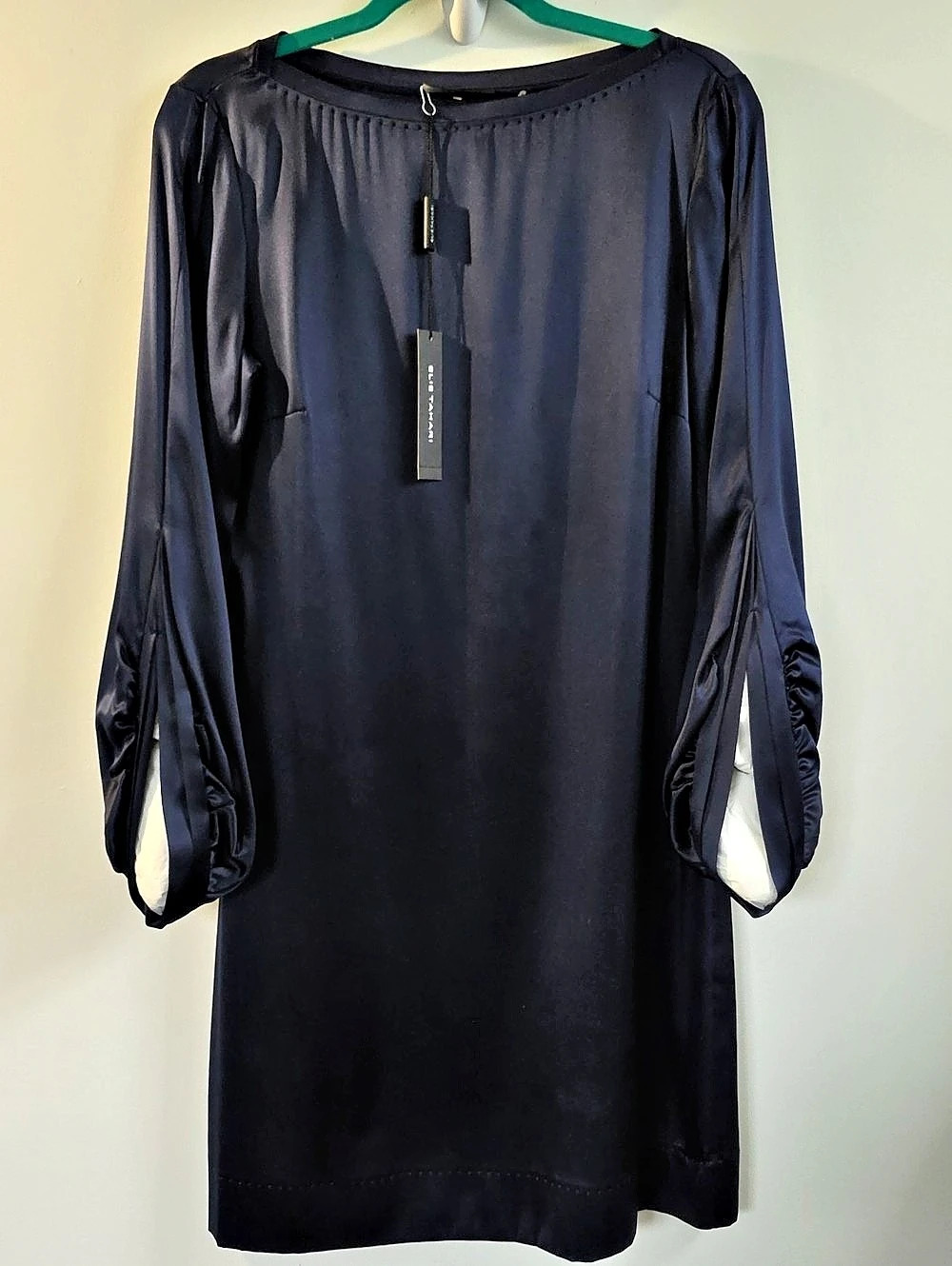 EliE Taharie Long Sleeve Dress in Navy Blue NWT Size 6